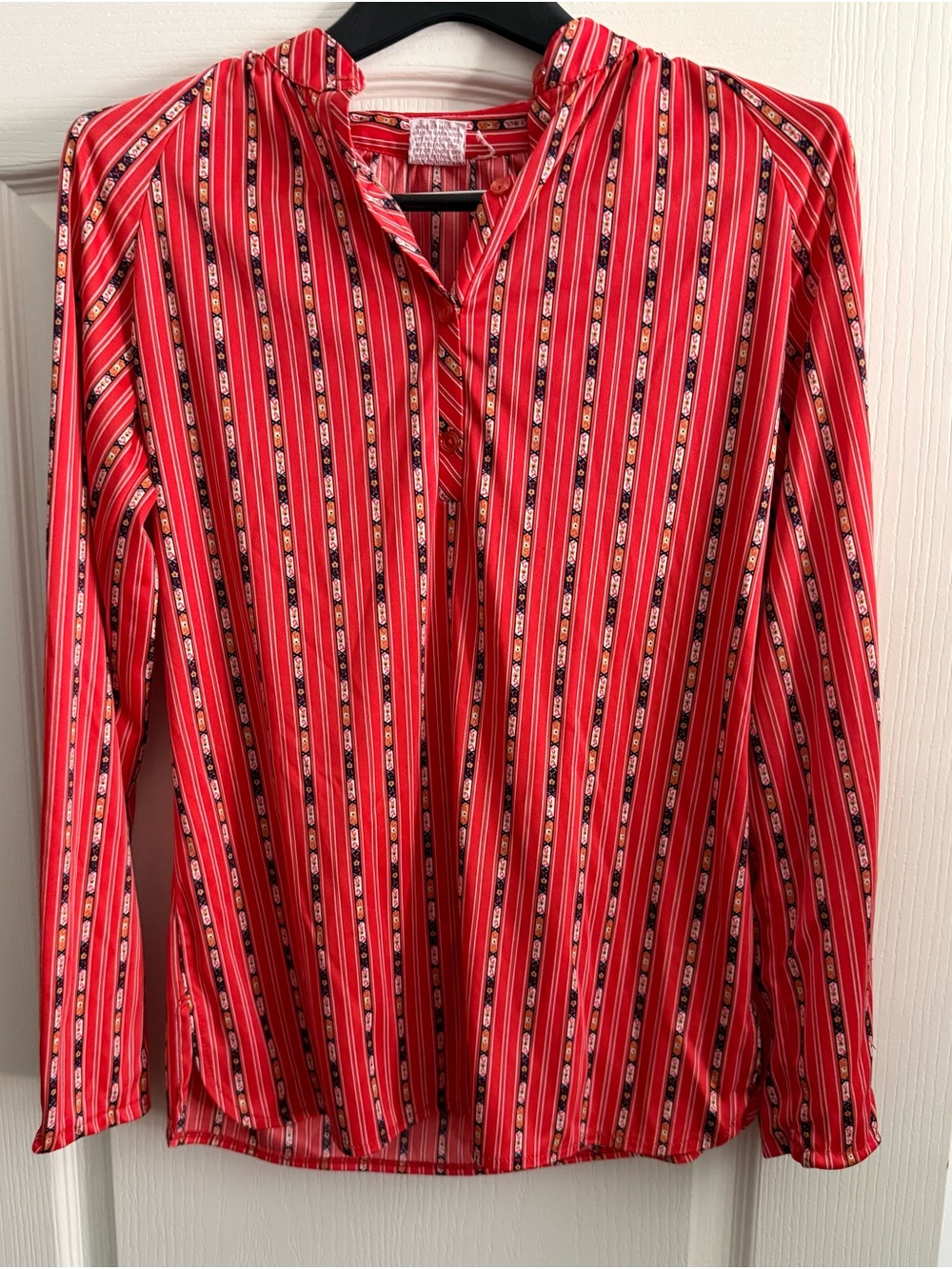 Vintage GRAFF Red Striped Long-Sleeve Split-Neck Blouse